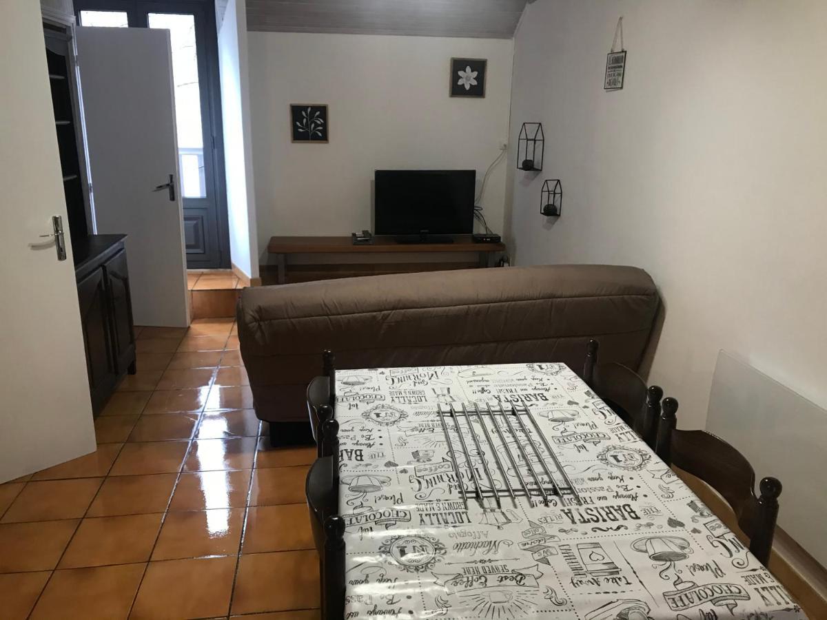 Appartement Chez sarre à Bareilles Extérieur photo